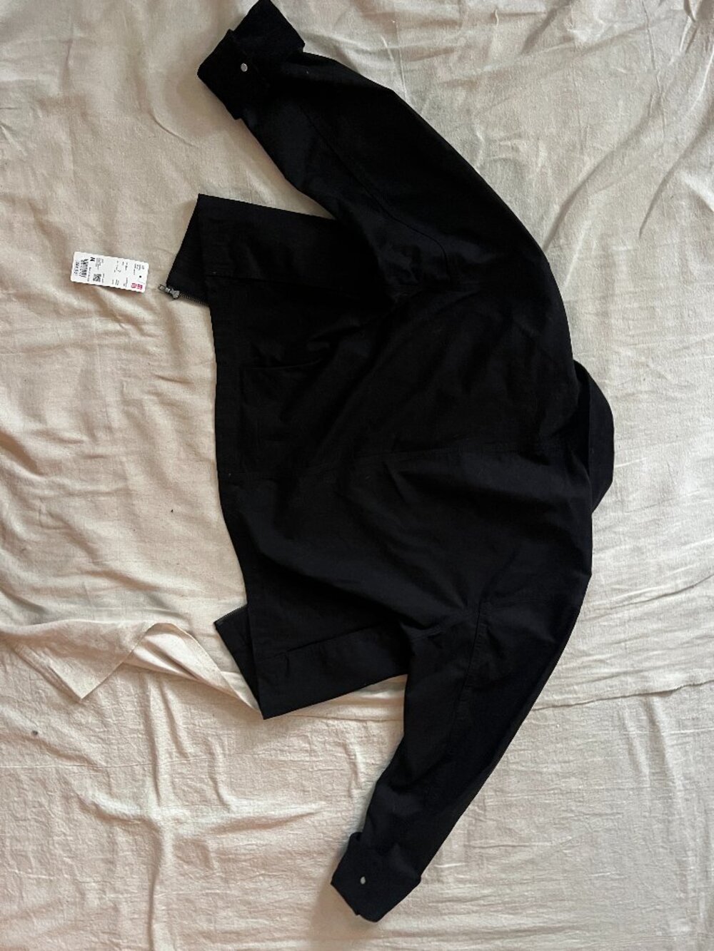 Uniqlo Zip Up Short Jacket Black - Womens Medium - Brand New - NWT